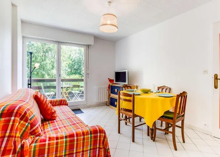 아파트 Le Sporting-15 By Interhome